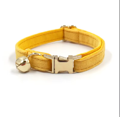 Velvety Whisker Cat Collar